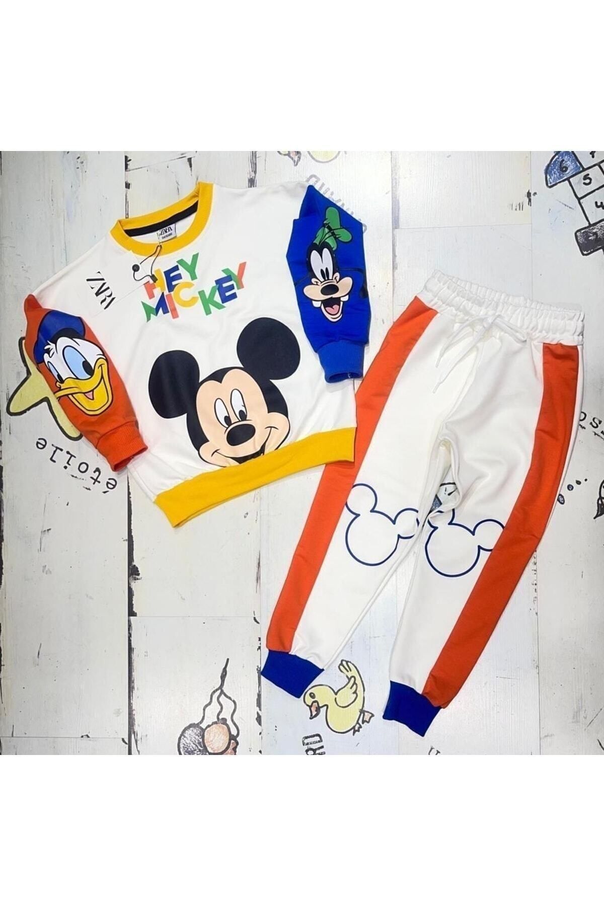 Erkek Çocuk Mickey Mouse Eşofman Takımı Baharlık 2245( 1 Beden Büyük Alınız)